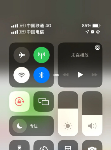 斗门苹果手机维修分享iPhone双卡信号解决办法 