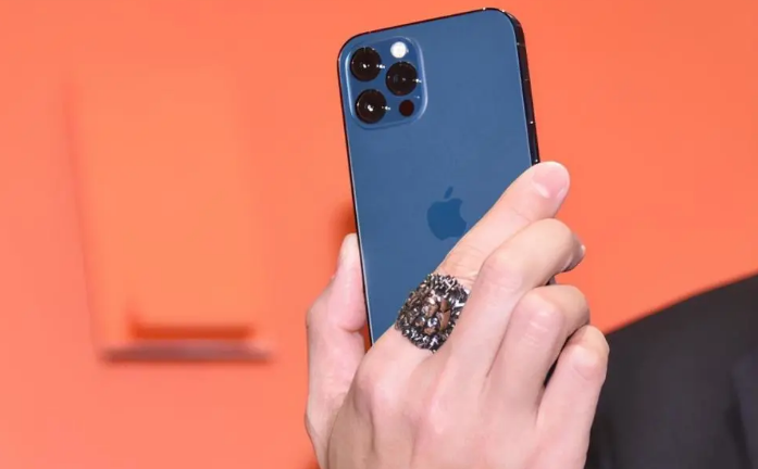 斗门苹果手机维修分享iPhone12系列重启方法教程 