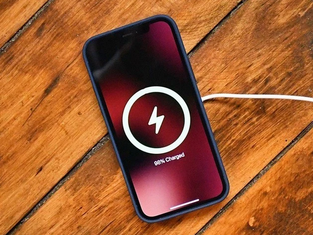 斗门苹果手机维修分享iPhone 12可以随便充电吗 